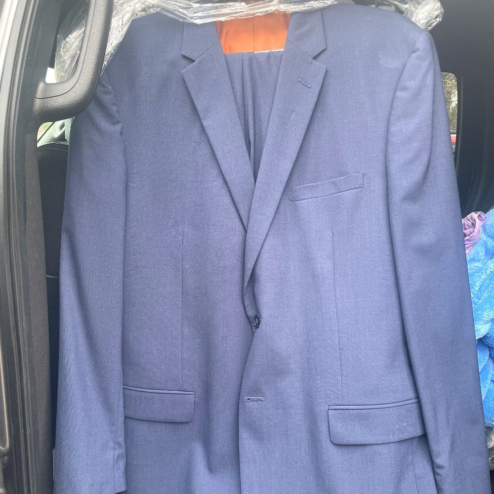 Jos A Bank Suit 46L